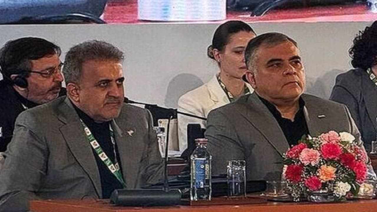 حضور وزیر نفت در آیین گشایش مرکز تعالی دیجیتال بریکس