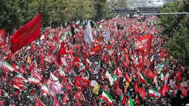 آبرسانی مراسم تشییع رهبر شهید در تهران بدون اختلال انجام شد