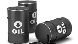ارتقای جایگاه صنعت پتروشیمی باید در اولویت قرار گیرد/ صنعت پتروشیمی را وارد مداخلات سیاسی نکنيم