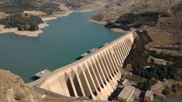 ۳۶ درصد ظرفیت مخازن سدهای کشور همچنان خالی است