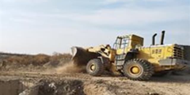 کانال خاکی انحرافی در مسیر رودخانه جاجرود مسدود شد | انرژی نویس