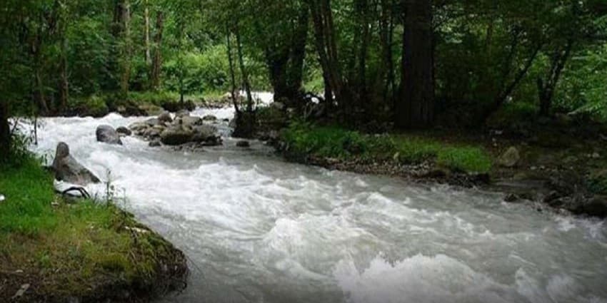 گردشگران در حاشیه رودخانه های البرز توقف نکنند | انرژی نویس