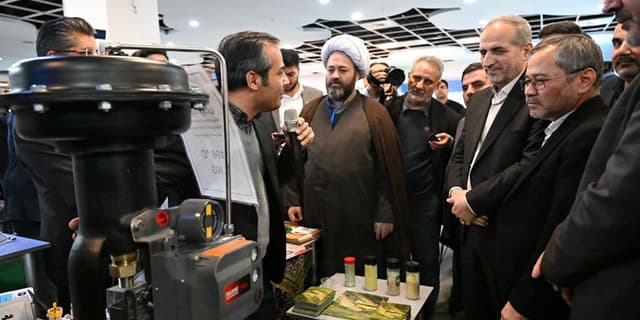 بازدید مدیرعامل شرکت ملی گاز از دومین نمایشگاه روایت پیشرفت | انرژی نویس