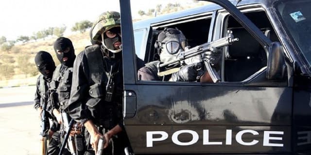 گروگانگیری مسلحانه در شیراز؛ ۳ گروگان با دخالت پلیس آزاد شدند | انرژی نویس