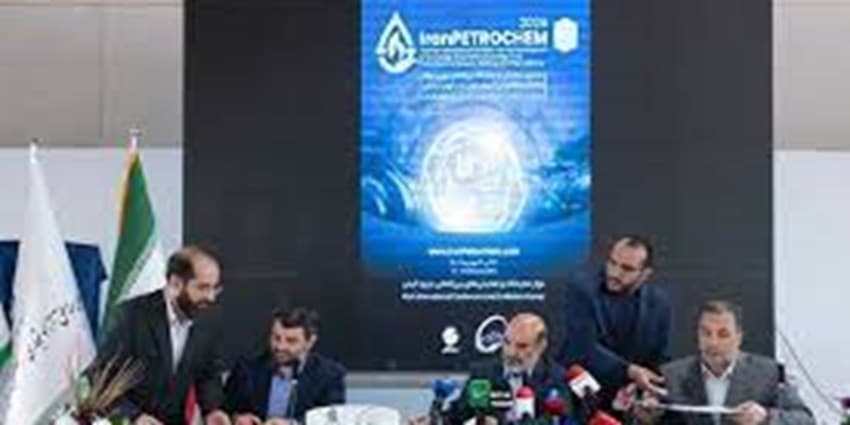 امضای بیش از ۳۰۰ تفاهم نامه همکاری در نمایشگاه پتروکم کیش | انرژی نویس
