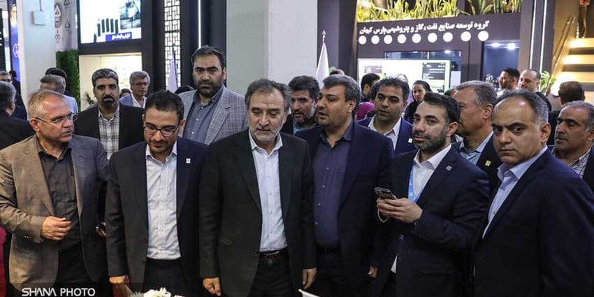 معاون حقوقی رئیس‌جمهوری از نمایشگاه بین‌المللی نفت ایران بازدید کرد | انرژی نویس