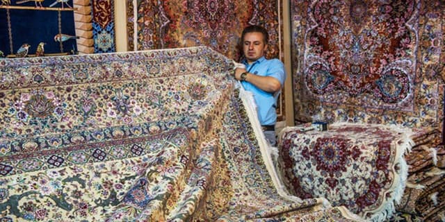 عدم وابستگی به چاه‌های نفت با سرمایه‌گذاری در صنعت نساجی | انرژی نویس