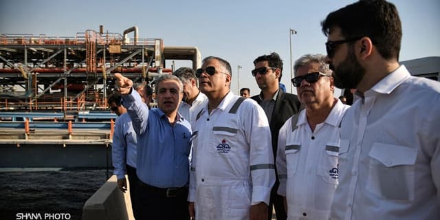 وزیر نفت از تأسیسات پالایشی، پتروشیمی و مجتمع بندری پارس بازدید کرد | انرژی نویس