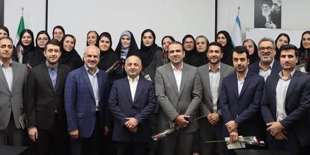 مدیرعامل بیمه دی: بیمه هوشمند با کارکنان خلاق و با دانش، محقق می شود | انرژی نویس