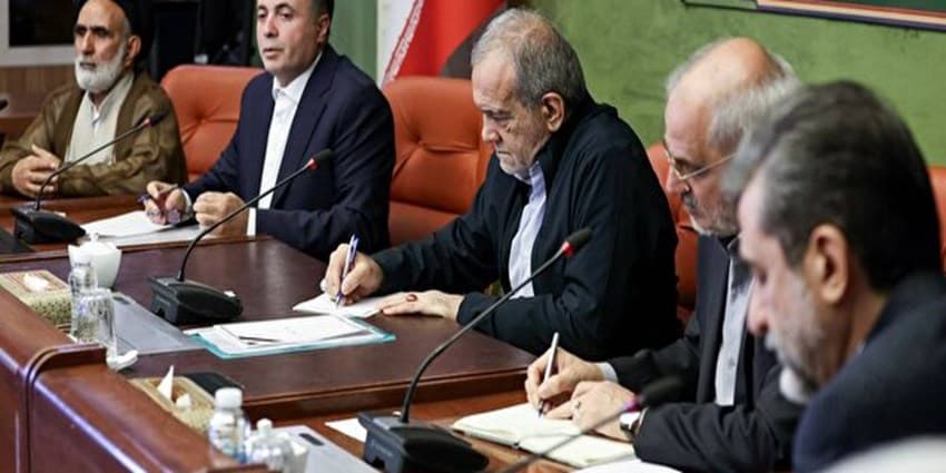 انتقاد رئیس جمهور از برداشت بی‌رویه آب از چاه‌های کشاورزی و تشدید فرونشست زمین | انرژی نویس