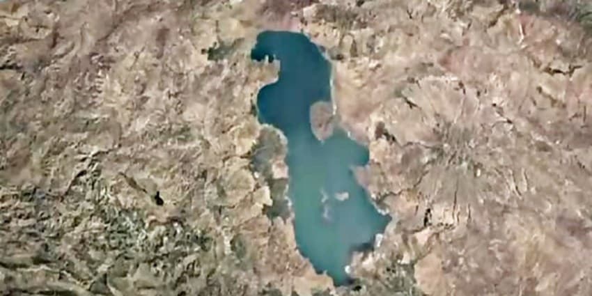 دریاچه ارومیه علیرغم هزینه میلیاردها دلار برای انتقال آب احیا نشد | انرژی نویس
