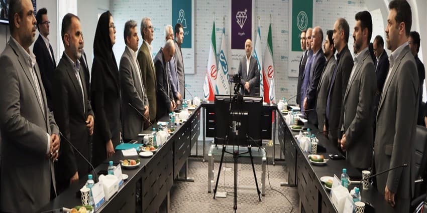 آغاز فصل جدید صنعت بیمه با نقش آفرینی بیمه دی | انرژی نویس