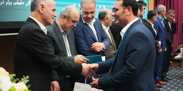 شبکه فروش موتور محرک رشد بیمه دی | انرژی نویس