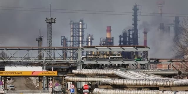 پالایشگاه مهر خلیج فارس سال آینده به کمک ناترازی بنزین می‌آید | انرژی نویس