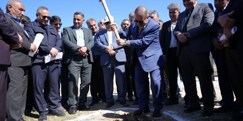 کلنگ‌زنی نیروگاه خورشیدی ۲۵ مگاواتی در دهدشت | انرژی نویس