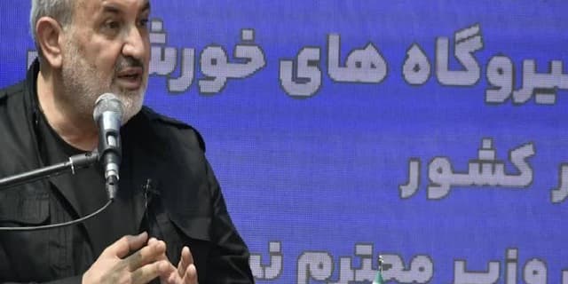 خدمت‌رسانی بی‌وقفه در صنعت آب و برق ادامه دارد | انرژی نویس