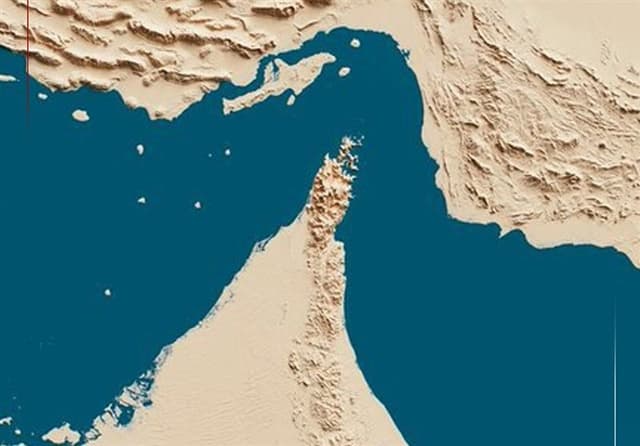 دوره نفت ارزان با بازگشایی تنگههرمز برنمی گردد