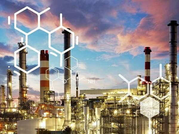 ساعت معاملات بورس کالا تغییر کرد؛ معاملات پتروشیمی تا ۱۸ ادامه دارد