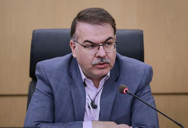 بازسازی مجتمعهای پتروشیمی آسیبدیده از جنگ اولویت ملی است