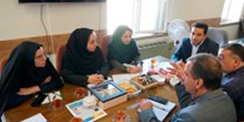 حمایت صنعت برق استان یزد از حضور شرکتهای دانشبنیان استان در نمایشگاه فن بازار | انرژی نویس