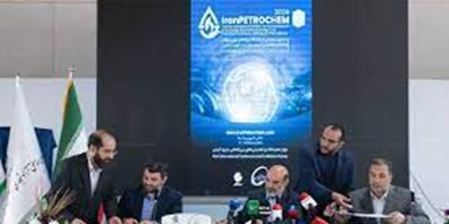 امضای بیش از ۳۰۰ تفاهم نامه همکاری در نمایشگاه پتروکم کیش | انرژی نویس