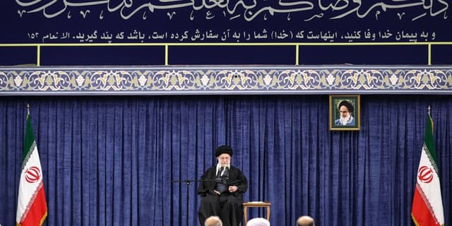 به میدان آوردن توان مالی، فکری و ابتکارات مردم منافع زیادی برای کشور دارد | انرژی نویس