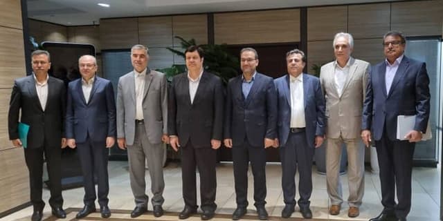 همکاری بانکها با هلدینگ انرژیسپهر، زمینهساز توسعه پاییندست صنعت پتروشیمی | انرژی نویس
