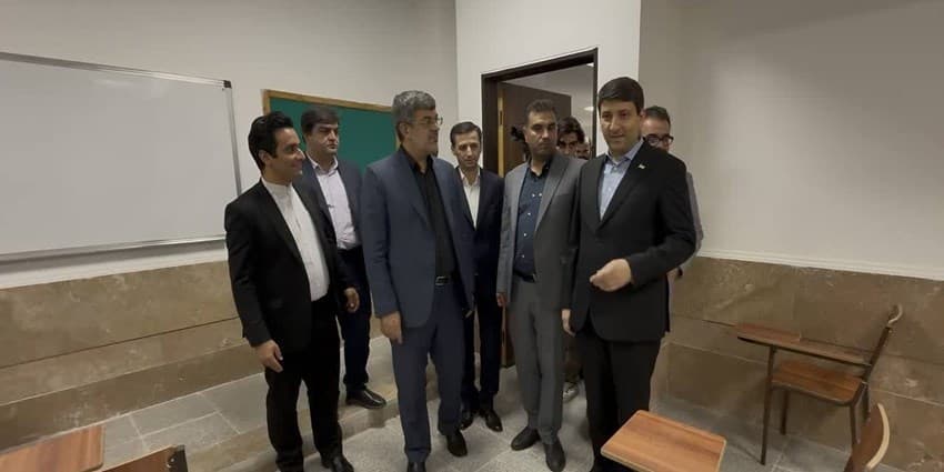 افتتاح مدرسه ۱۵ کلاسه چادرملو در اردکان | انرژی نویس
